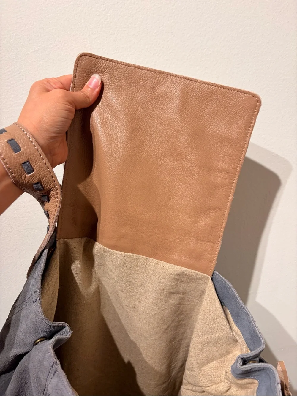 Muxo Camila Alves spacious suede